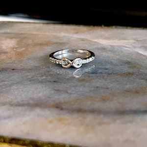 Infinity fashion ring